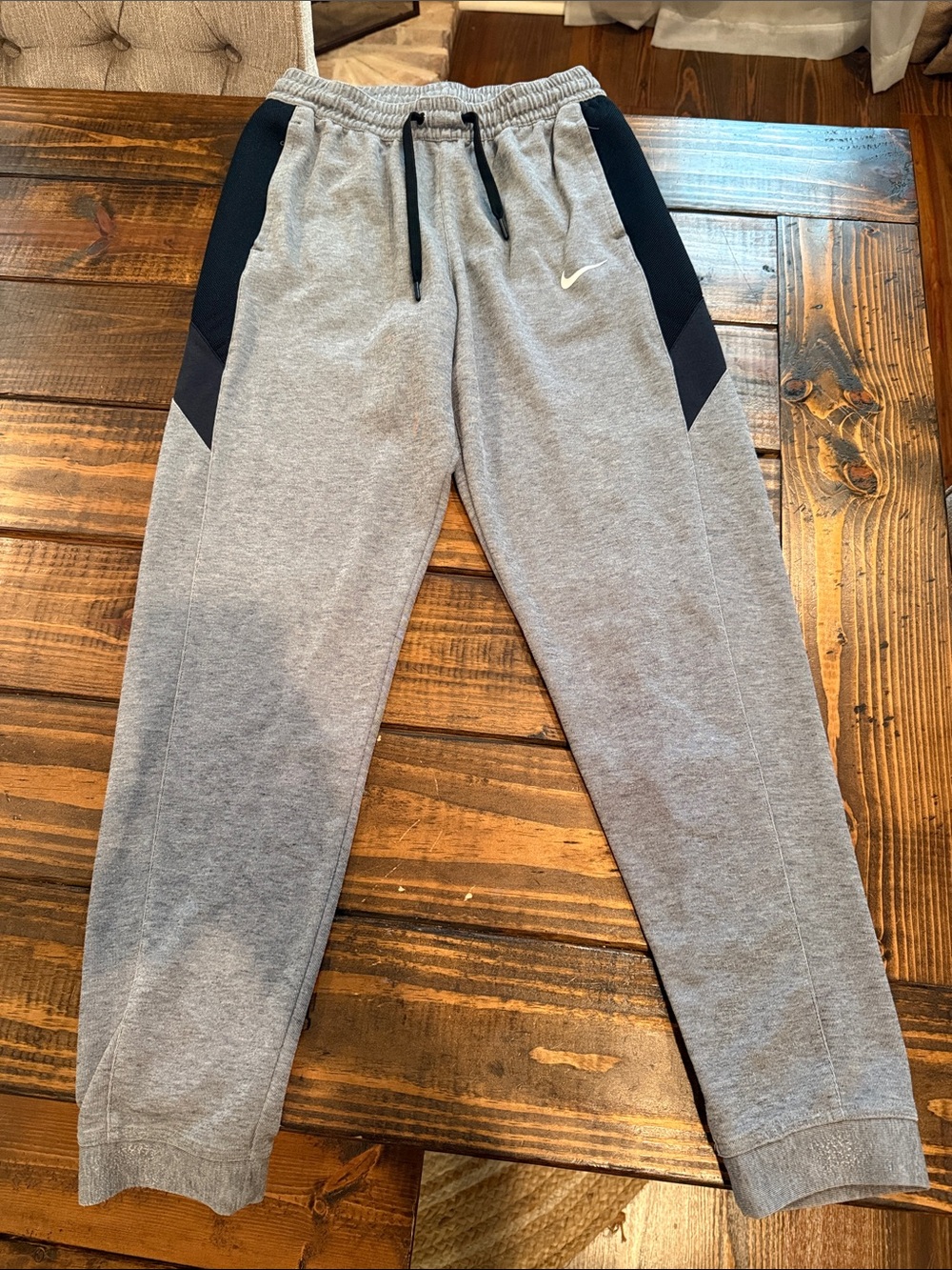 Nike Grey Jogger Pants with Black Side Panels. Medium. Pockets. Soccer.